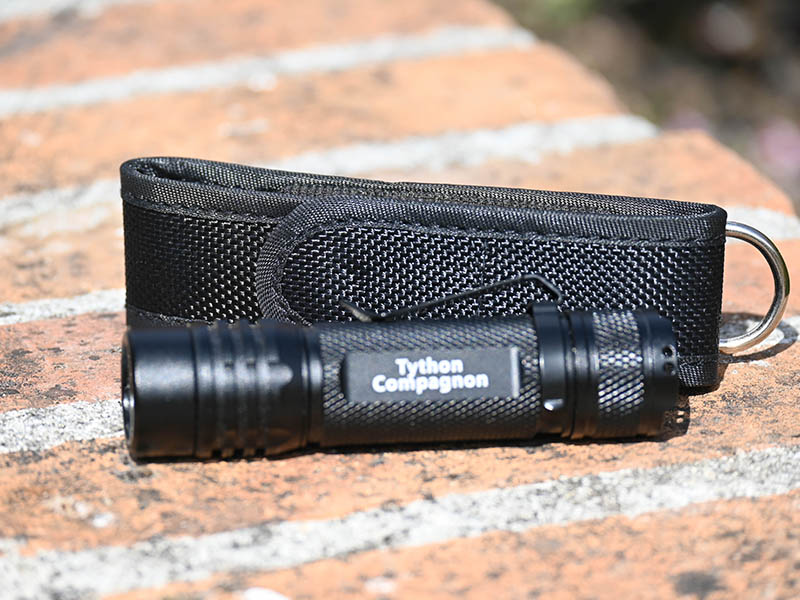 Étui Universel Pour Lampe Torche Parabellum – Cordura, Réglable 12 à 17 Cm, Avec Soufflet élastique